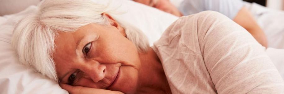 Prečo trpia starší ľudia nespavosťou a aké sú jej príznaky?